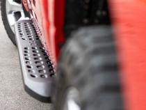 RPT2 Running Boards Crew Cab Black Ram 1500 (19-26)/1500 TRX (21-24) Rough Country