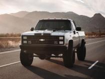 6 Inch Suspension Lift System 56 Inch Rear Springs 77-87 C10/K10 77-87 K5 Blazer 77-87 C15/K15 77-87 Jimmy Rough Country