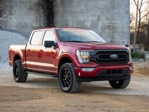 2.0 Inch Ford Leveling Lift Kit w/Vertex and V2 Shocks For 2021 F-150 Rough Country