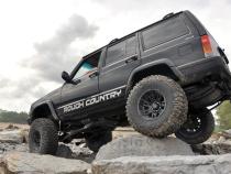 6.5 Inch Jeep Long Arm Suspension Lift System 84-01 XJ Cherokee-2.5L/4.0L/NP242 Rough Country