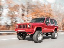 4.5 Inch Jeep Suspension Lift System 84-01 Cherokee XJ Rough Country