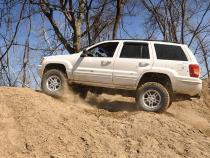 4 Inch Jeep X-Series Suspension Lift Kit 99-04 Grand Cherokee WJ 4WD Rough Country