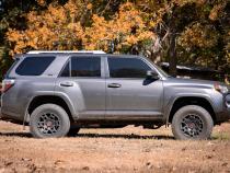 2 Inch Toyota Suspension Lift Kit Red 10-Up 4Runner 4WD Rough Country