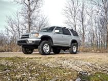 Toyota 4Runner 3 Inch Suspension Lift Kit For 96-02 Toyota 4Runner Rough Country