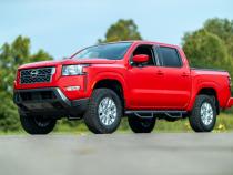 2.5 Inch Nissan Suspension Lift Kit Red 05-Up Frontier/Xterra Rough Country