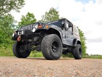 4 Inch Lift Kit V2 97-02 Jeep Wrangler TJ 4WD Rough Country