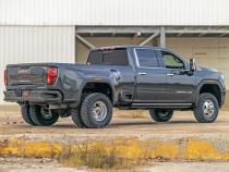3 Inch Lift Kit UCAs M1 Sierra/Silverado 3500 HD (20-26) Rough Country